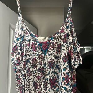 La Hearts White and Pink Floral Blouse Size Medium